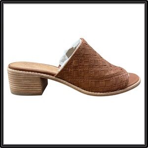 Frye Cindy Woven Leather Mule Sandals Cognac Brown Block Heel Size 10M NWOT